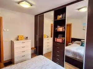Dormitori de Casa o xalet en venda en Alcalá de Henares amb Calefacció, Jardí privat i Terrassa