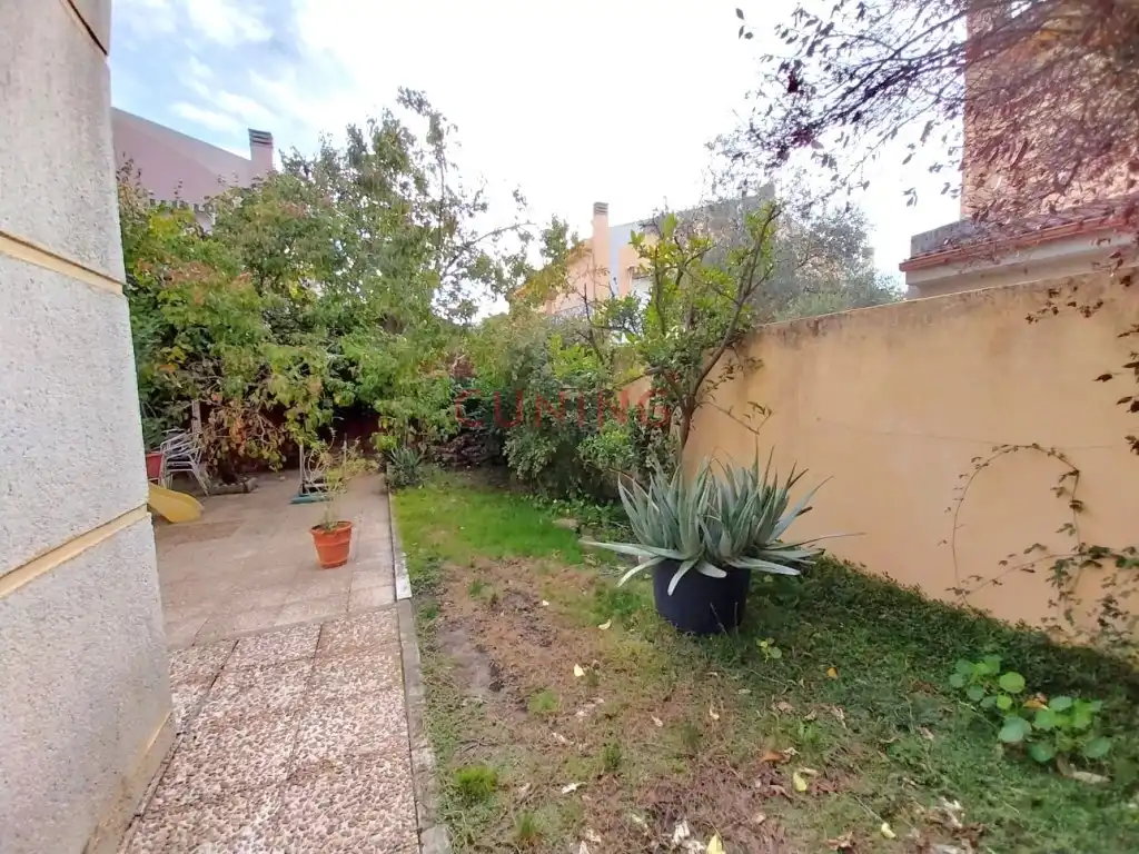 Jardí de Casa o xalet en venda en Cáceres amb Jardí privat