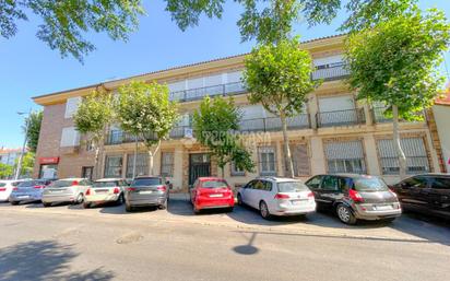 Exterior view of Flat for sale in Villanueva de la Cañada  with Air Conditioner, Heating and Parquet flooring