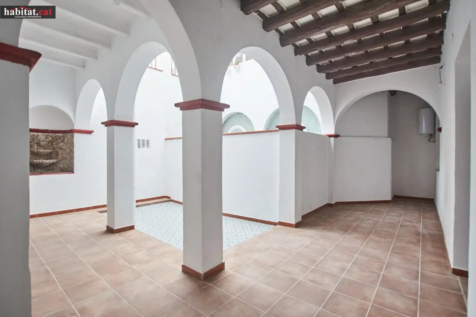 Piso en venta en Vilanova i la Geltrú con Calefacción, Parquet y Terraza