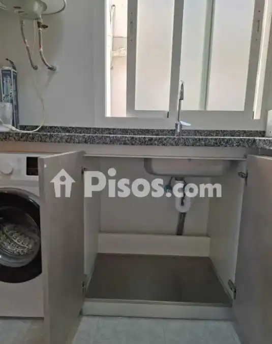 Baño de Ático de alquiler en Almería con Amueblado
