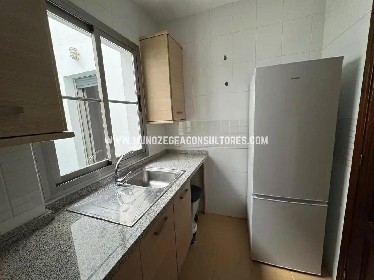 Kitchen of Flat for rent in Lucena  with Air Conditioner, Heating and Storage room