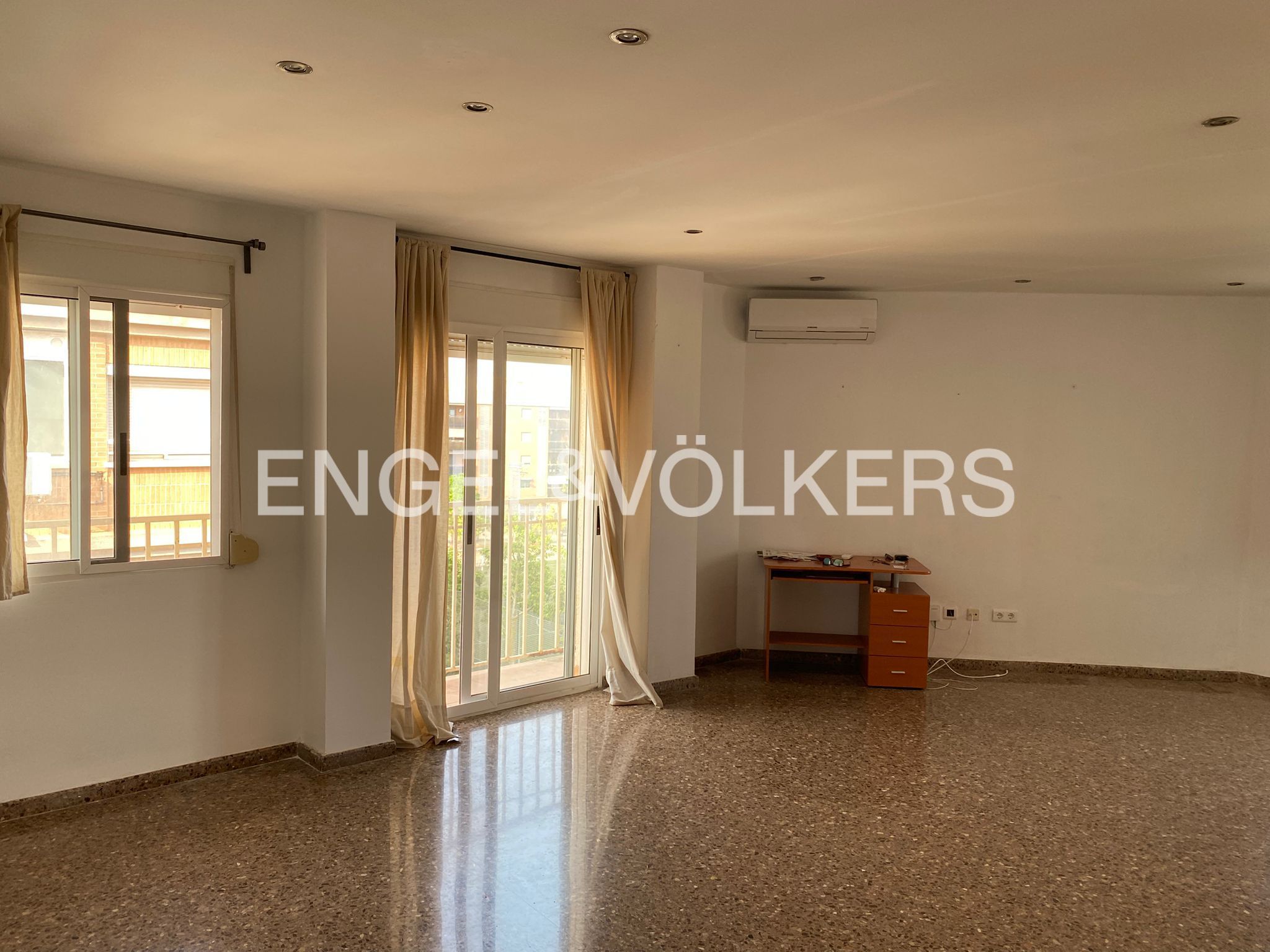 Apartment to rent in Calle Beniparrell, 31, Albal