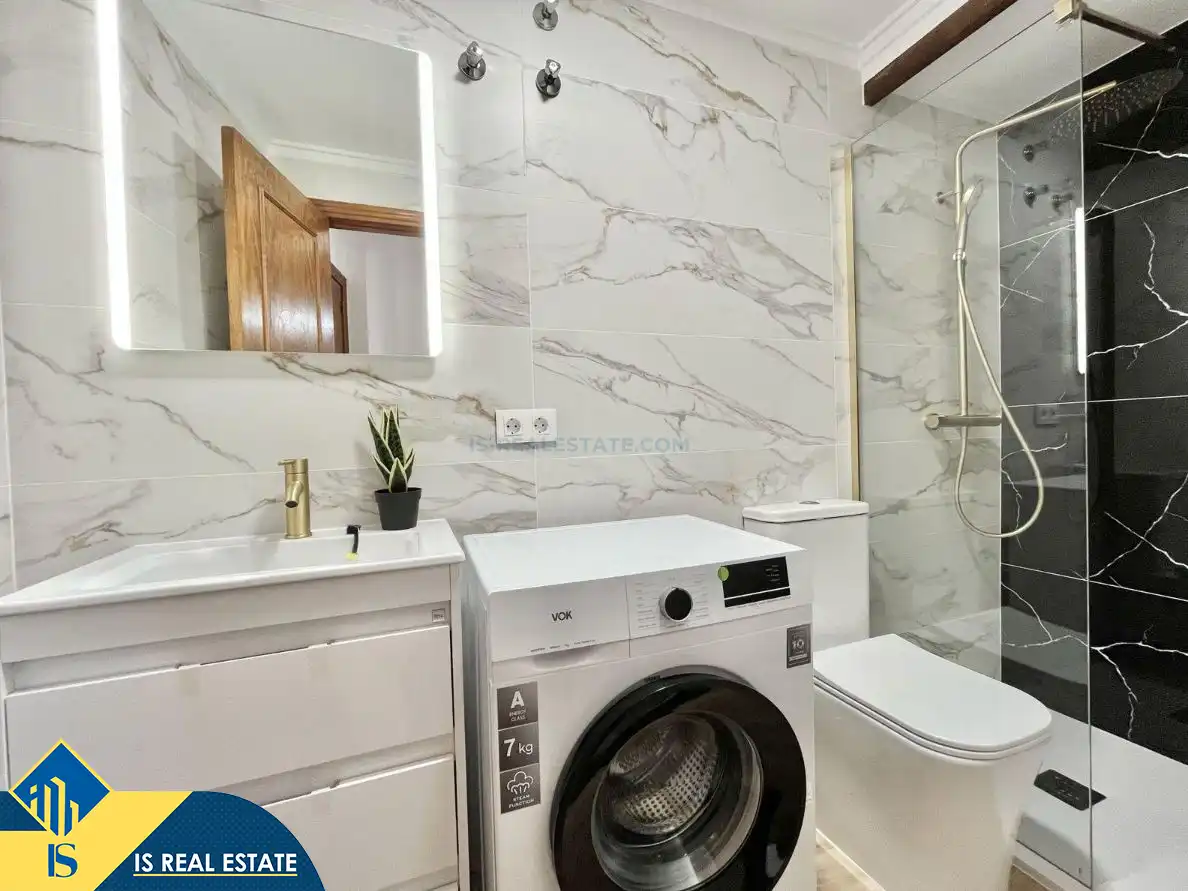 Apartamento con ascensor en venta en Playa de los Locos, imagen 22