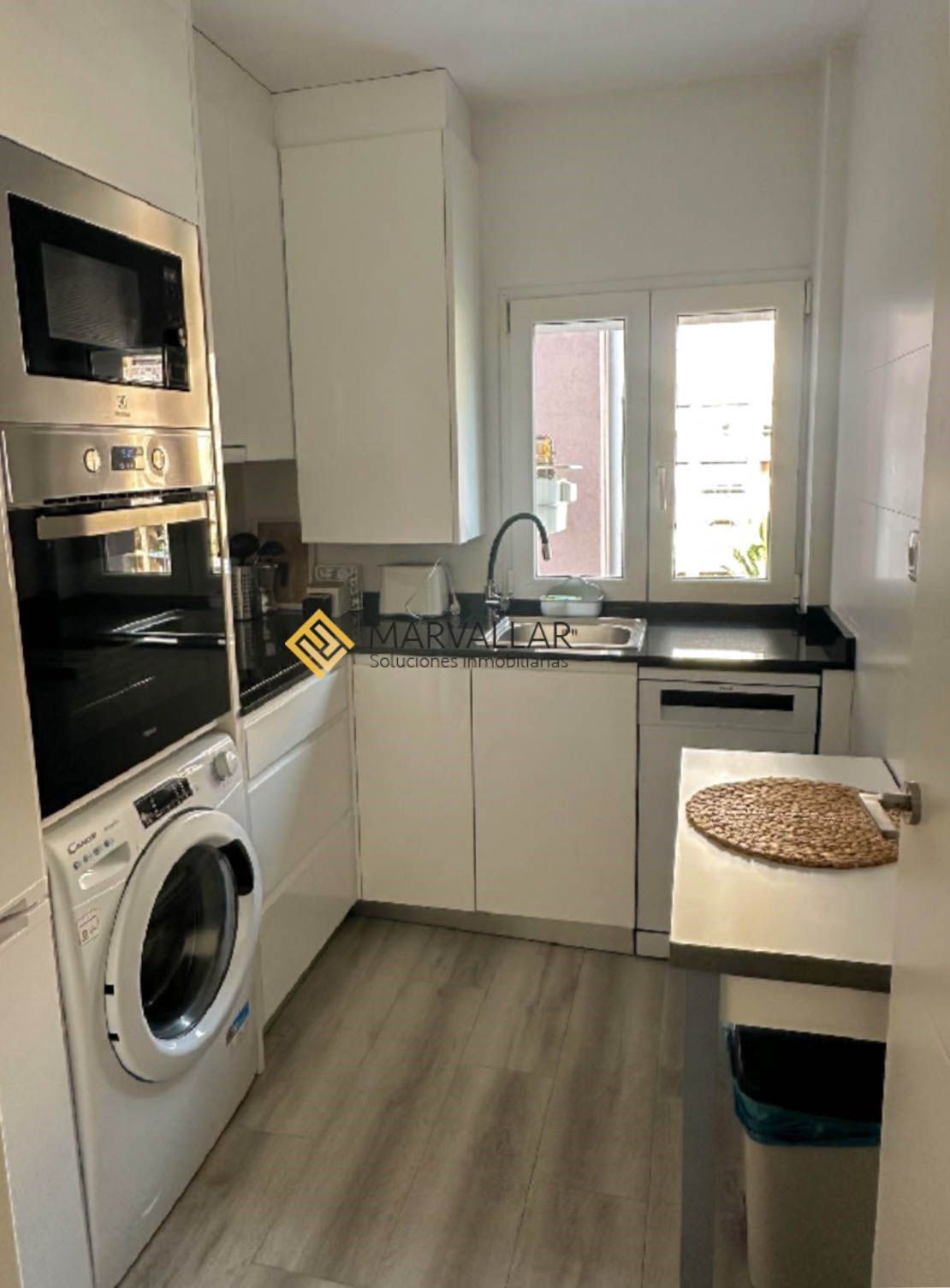Kitchen of Flat to rent in Santander