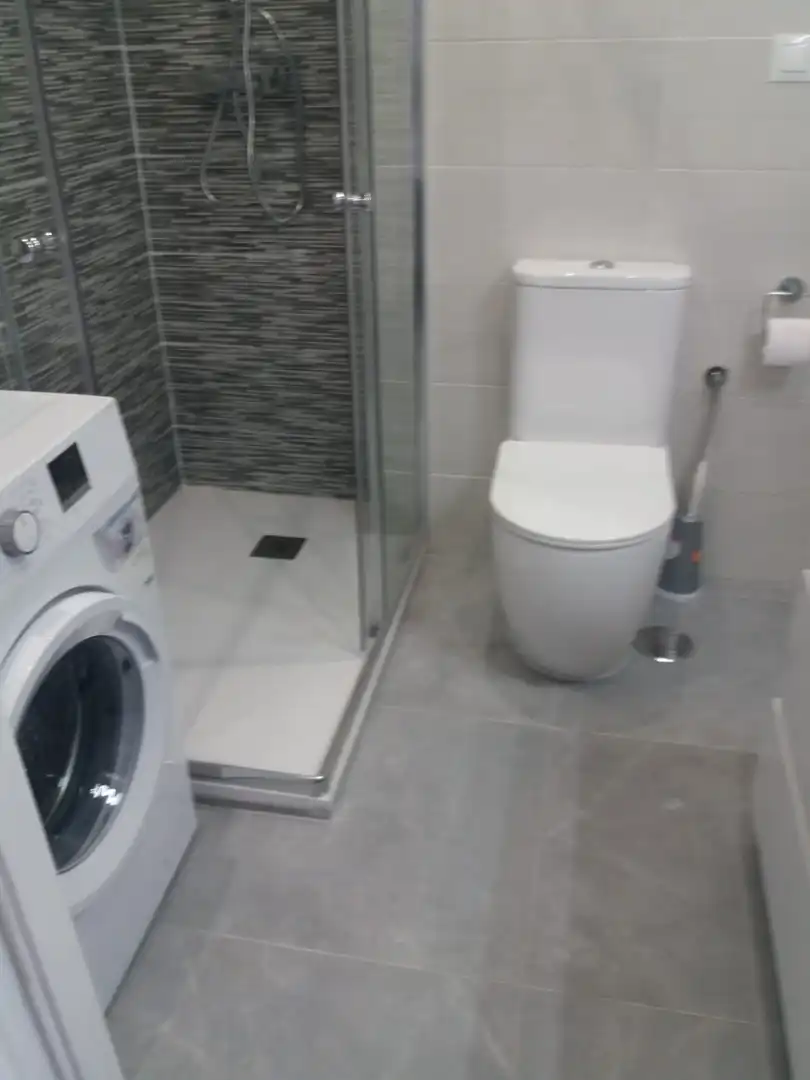 Study for rent in Avenida Europa, 82, Centro Internacional