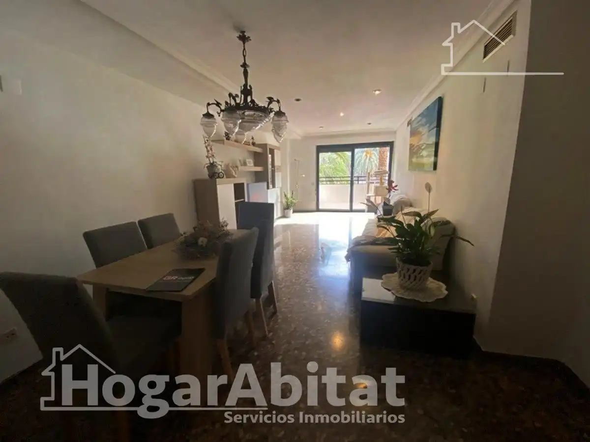 Wohnzimmer von Wohnung zum Verkauf in Valencia mit Klimaanlage, Heizung und Terrasse