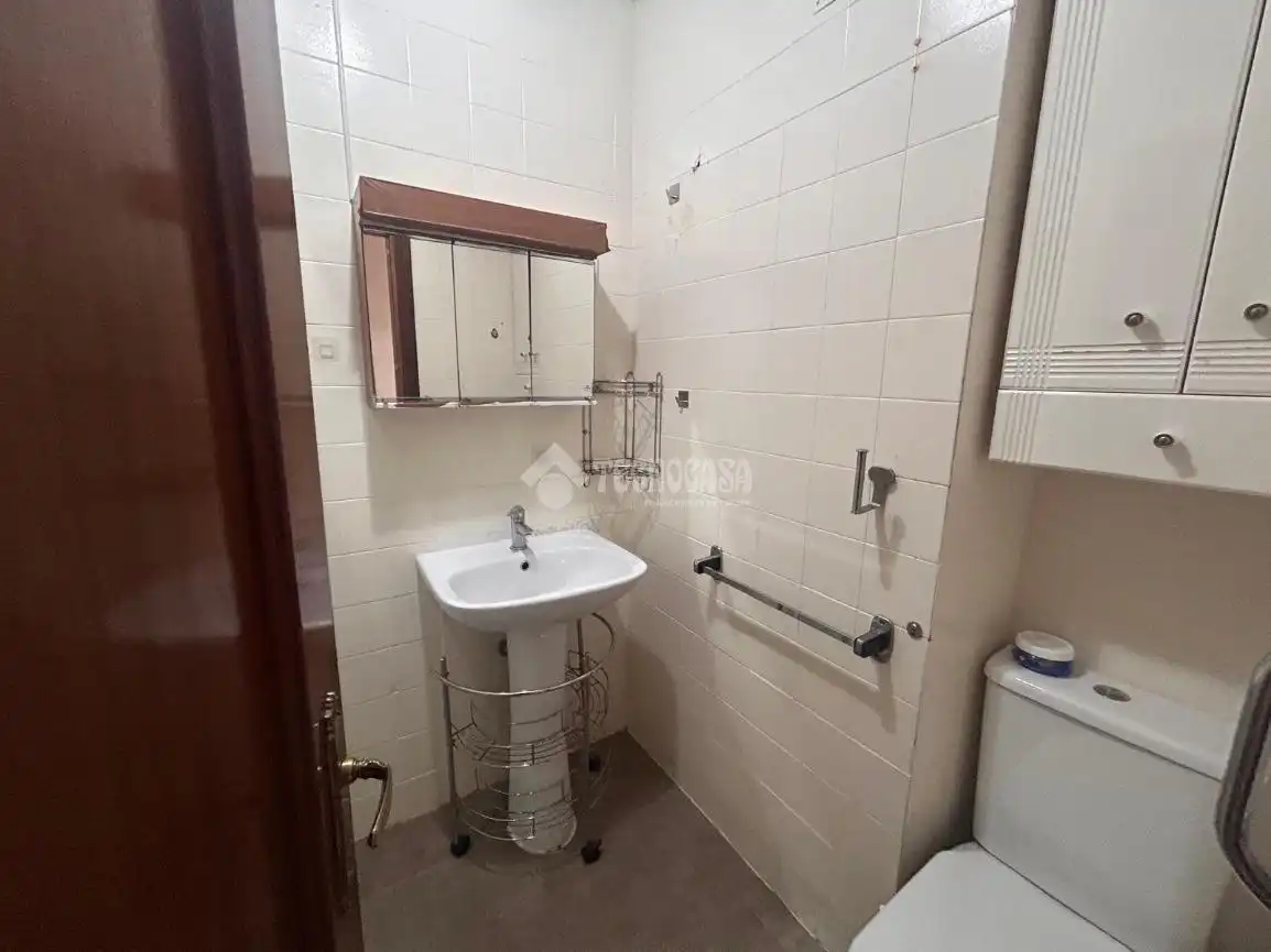 Bathroom of Flat for sale in Móstoles  with Heating and Terrace
