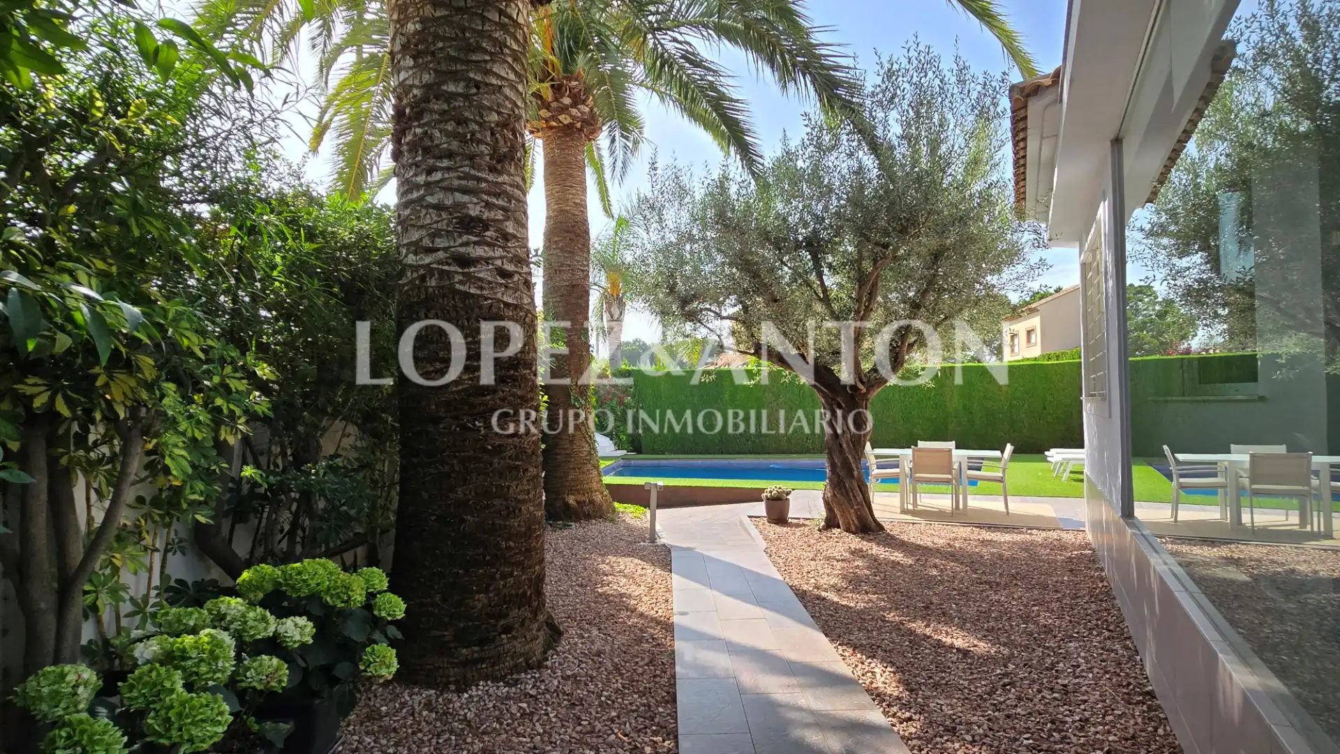 Garden of Houses for sale in L'Eliana  with Air Conditioner, Heating and Private garden