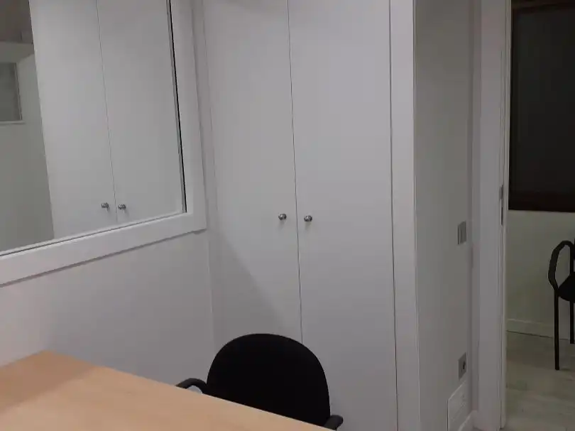 Bureau avec ascenseur à louer à Ramon y Cajal 39, imagen 2