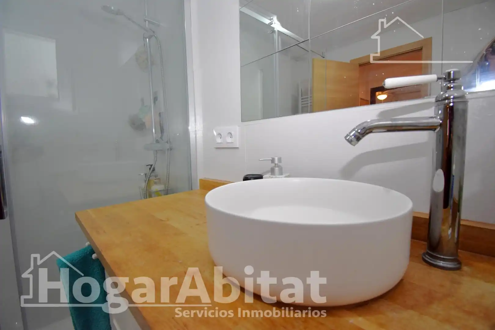 Baño de Planta baja en venta en Burjassot con Aire acondicionado, Calefacción y Terraza