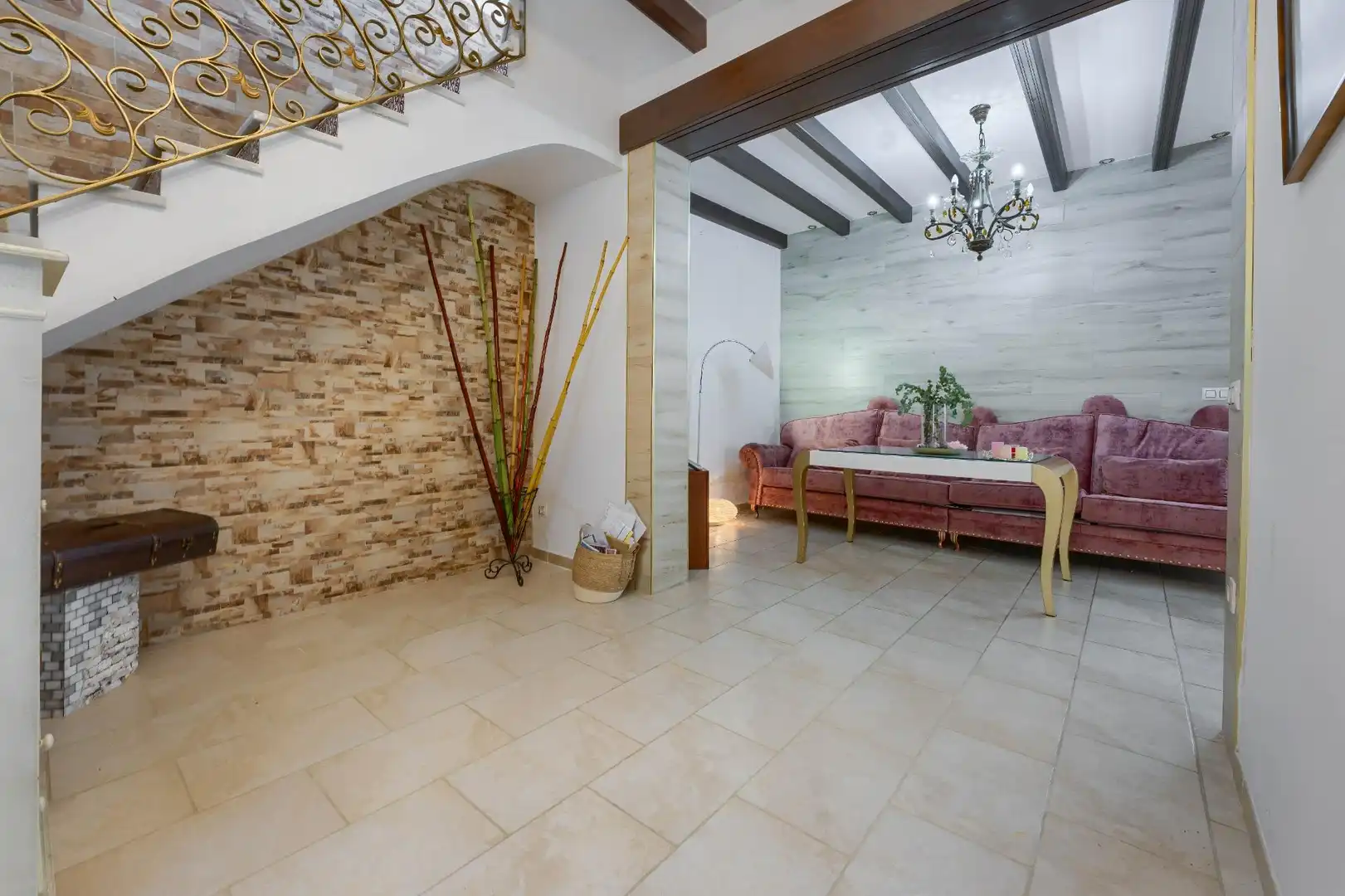 Casa adosada en venta en Benacazón
