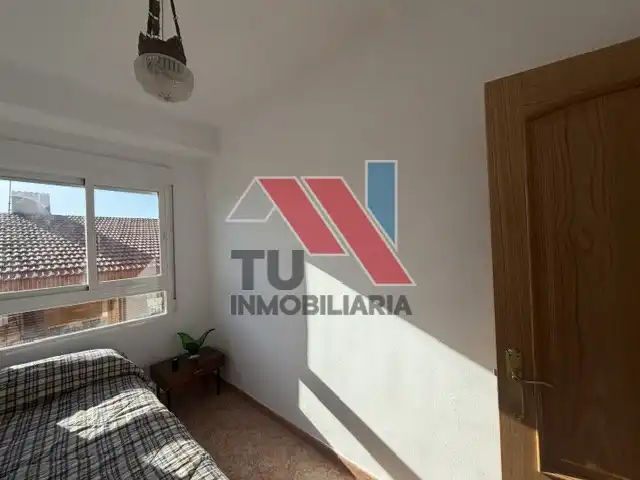 Habitación de Piso en venta en Fuensalida con Terraza, Horno y Lavadora
