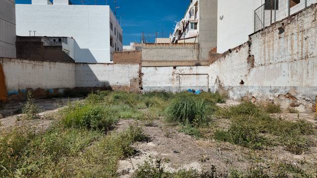 Terreno residencial en Venta en Carrer d'Ulloa en Zona Avenida del Mar