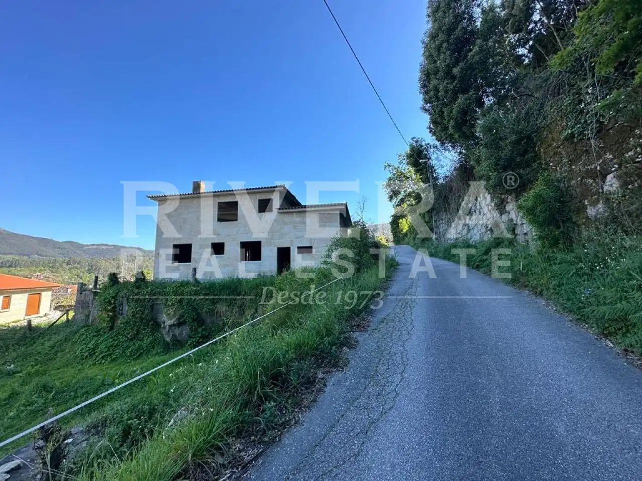 Vista exterior de Casa o xalet en venda en Gondomar amb Jardí privat