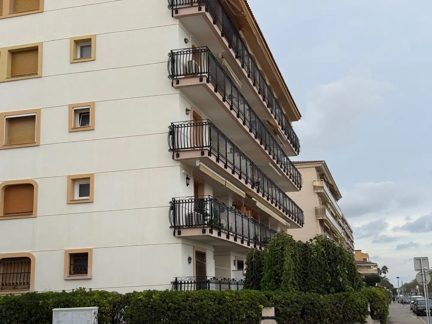 Außenansicht von Wohnungen zum Verkauf in Calafell mit Heizung, Privatgarten und Terrasse