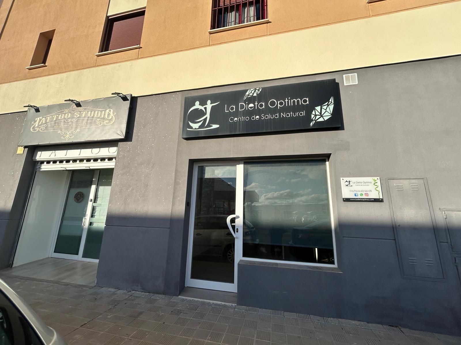 Geschaftsraum zum verkauf in Utrera