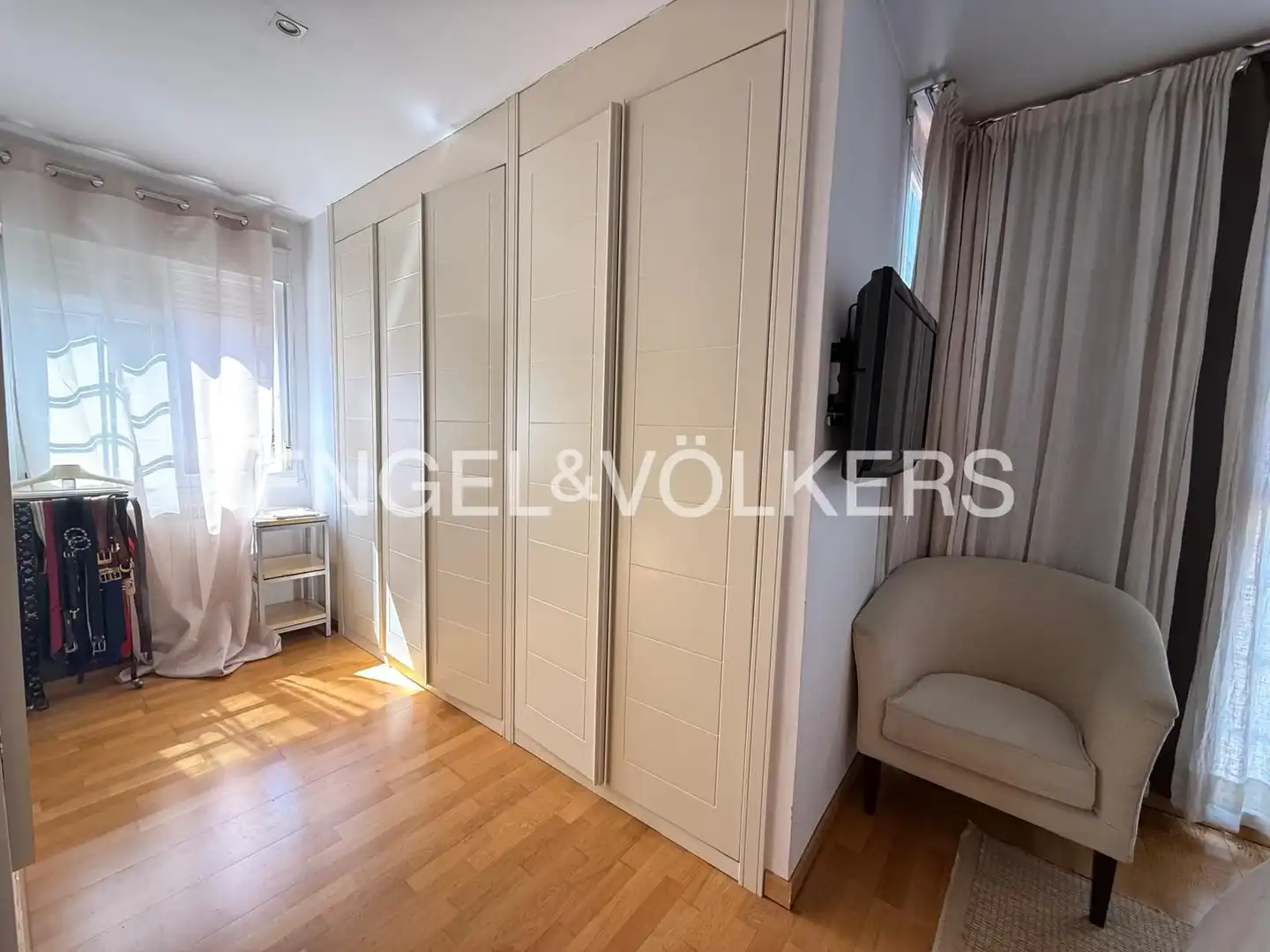 Habitación de Casa adosada en venta en Rivas-Vaciamadrid con Aire acondicionado, Calefacción y Jardín privado