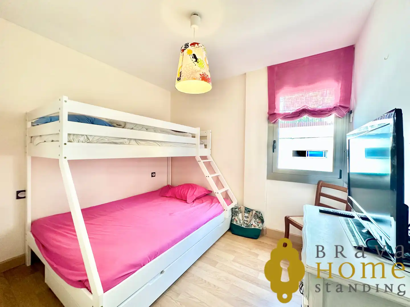 Habitación de Ático en venta en Roses con Aire acondicionado, Terraza y Trastero
