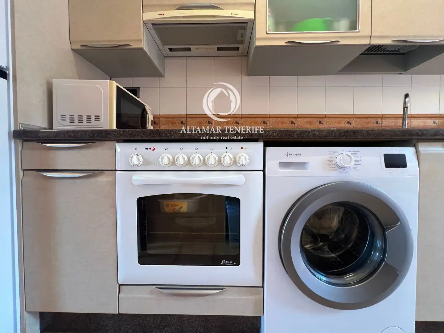 Apartamento de alquiler en Roques del Salmor, 12, Playa del Duque