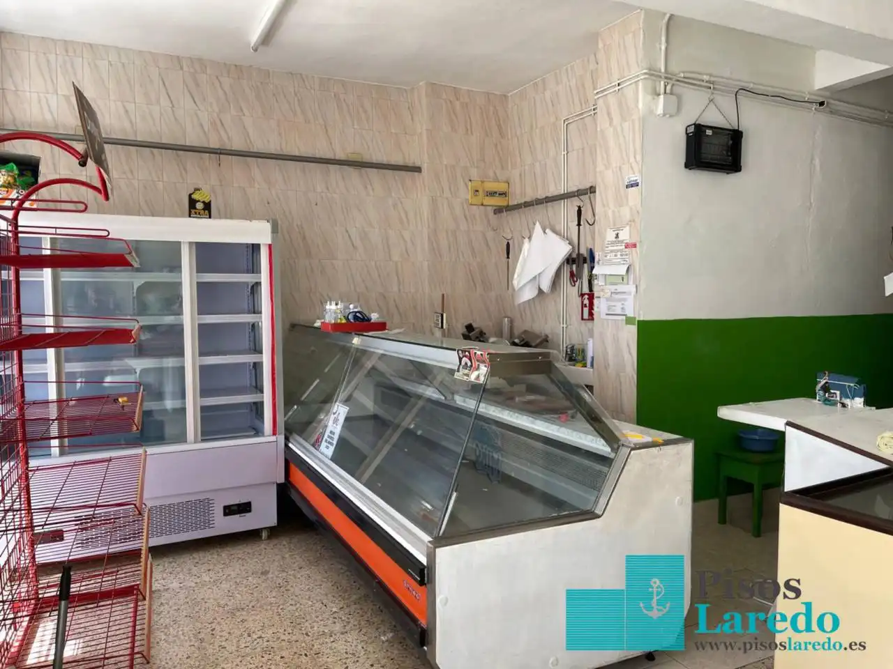 Local de lloguer a Plaza Carlos V, 1, Carlos V
