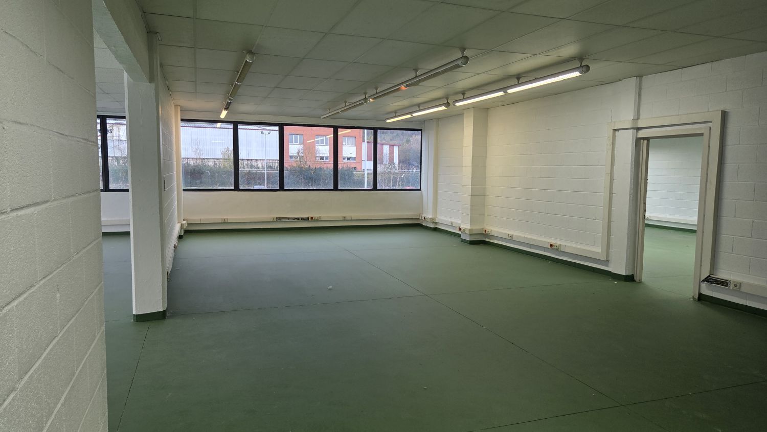 Oficina de lloguer en Zamudio