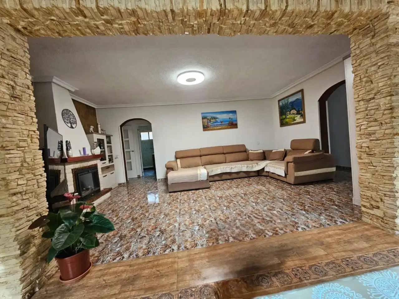 Sala d'estar de Casa o xalet en venda en Alicante / Alacant amb Aire condicionat, Calefacció i Jardí privat