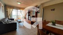 Living room of Flat for sale in Terrassa  with TV, Balcony and Internet