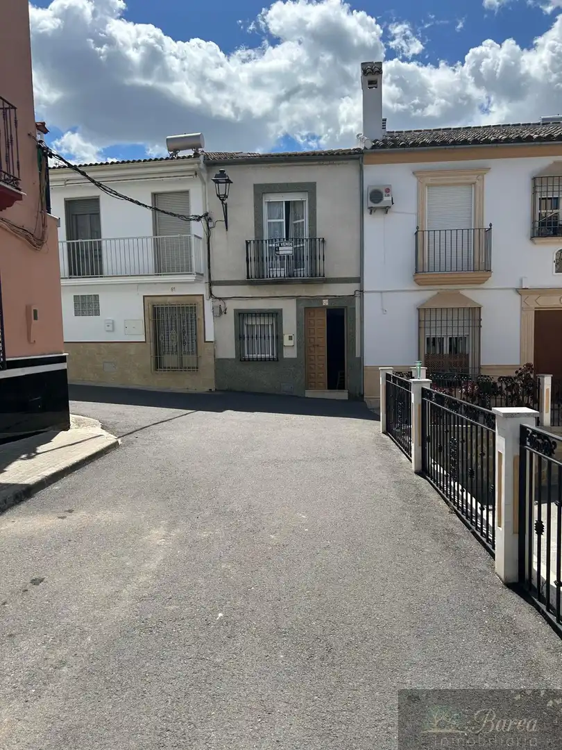 Casa con terraza en venta en Rute, imagen 6