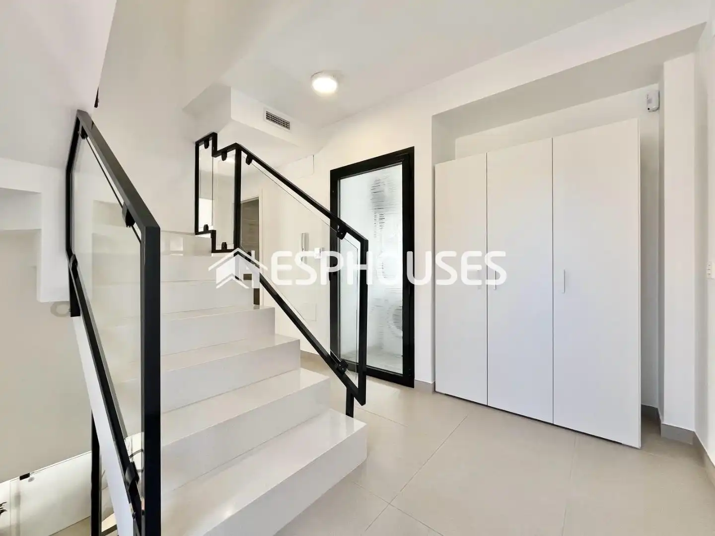 Casa o chalet en venta en Guardamar del Segura con Aire acondicionado, Trastero y Piscina