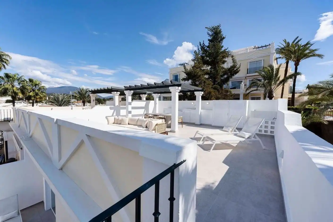 Terraza de Ático en venta en Marbella con Aire acondicionado, Terraza y Piscina
