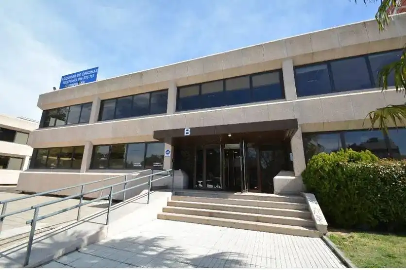 Exterior view of Office for rent in Madrid  with Air Conditioner, Heating and Furnished