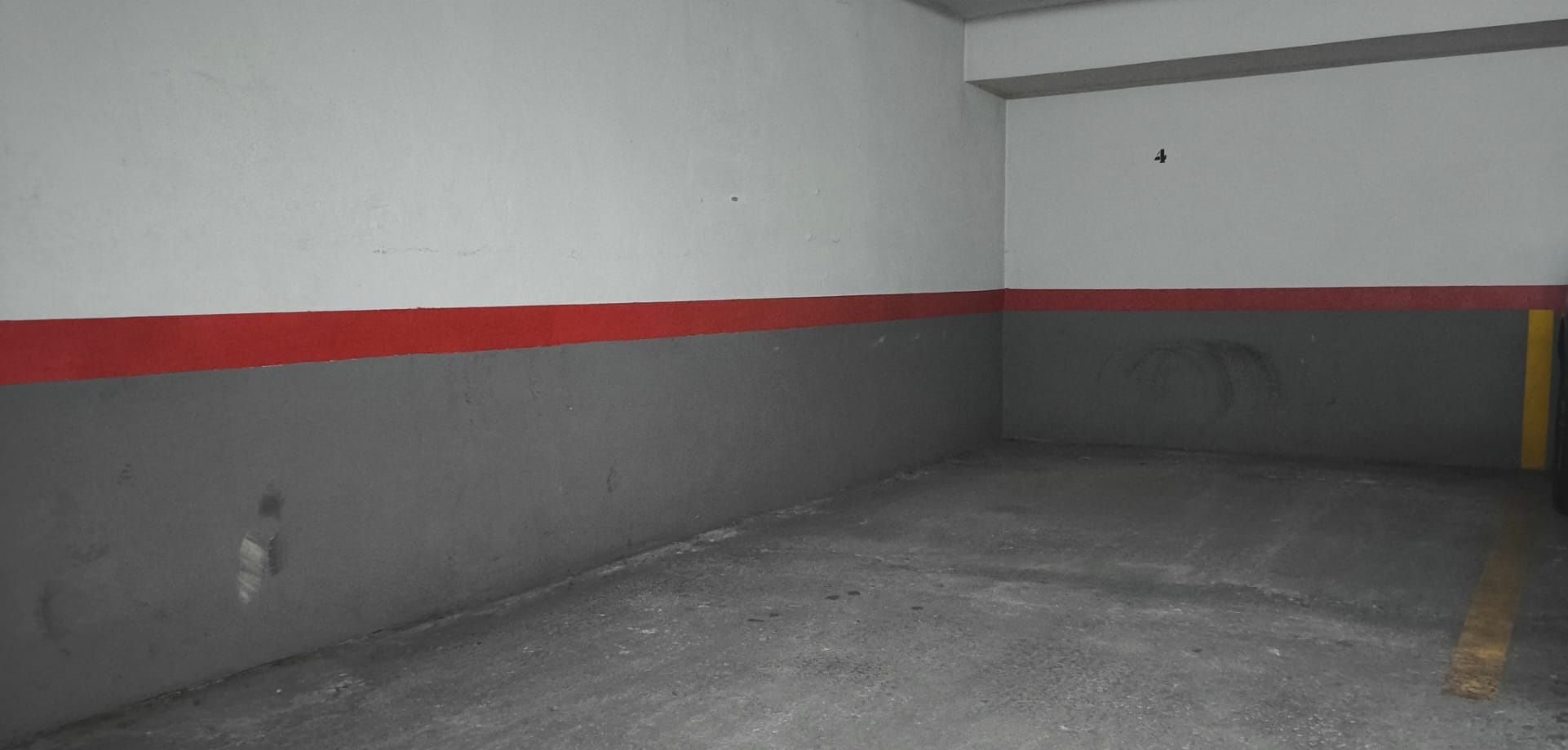 Aparcament de Garatge en venda en Alcoy / Alcoi