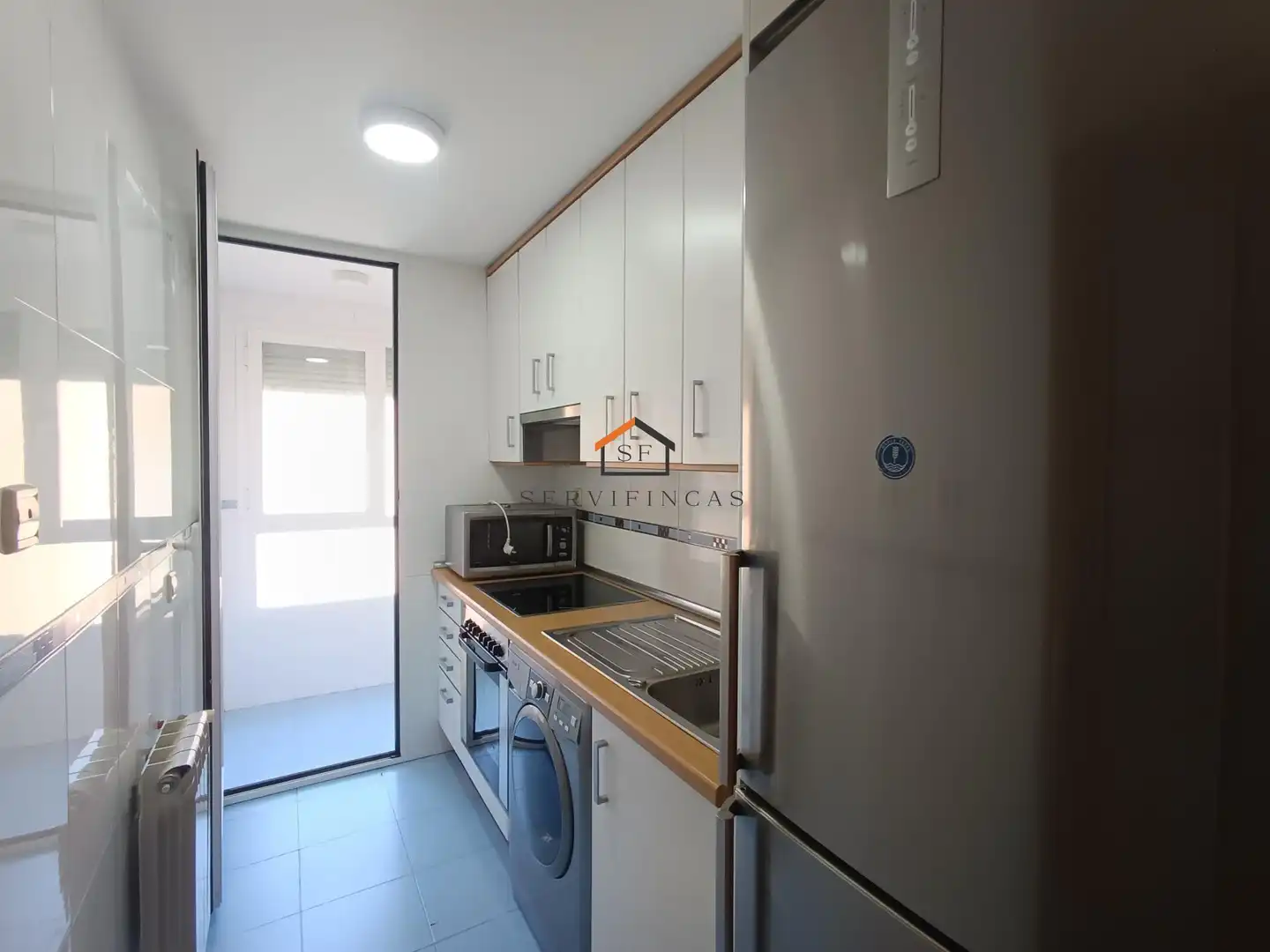Kitchen of Flat for rent in Madrid  with Air Conditioner, Heating and Parquet flooring