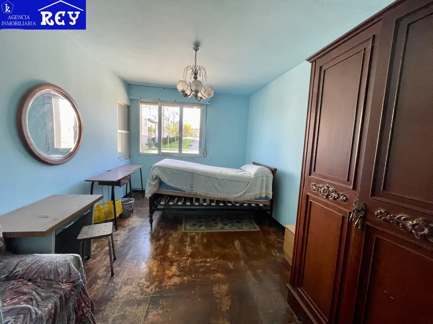 Habitación de Casa o chalet en venta en Santiago de Compostela  con Calefacción, Jardín privado y Trastero