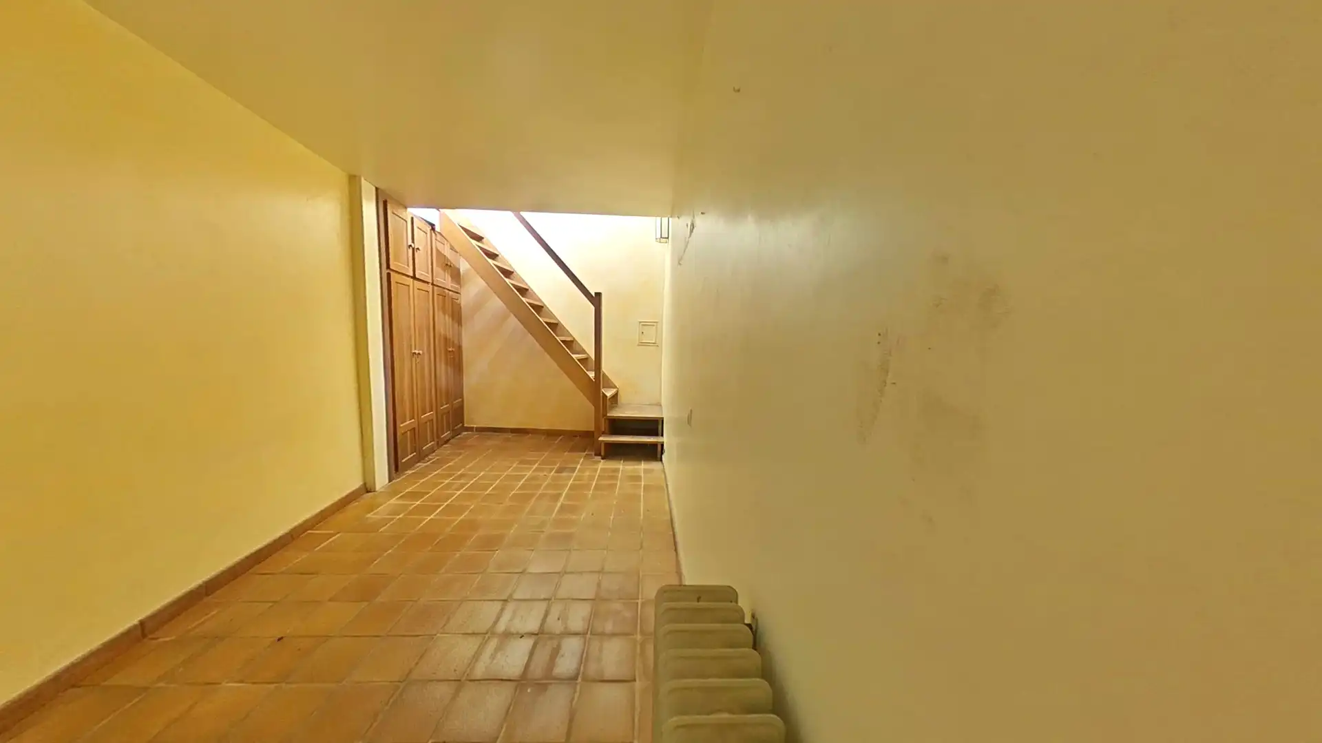 Casa adosada en venta en Galar con Calefacción, Terraza y Horno