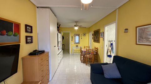 Foto 2 de Piso de alquiler en C. Bazan, El Molino, Torrevieja