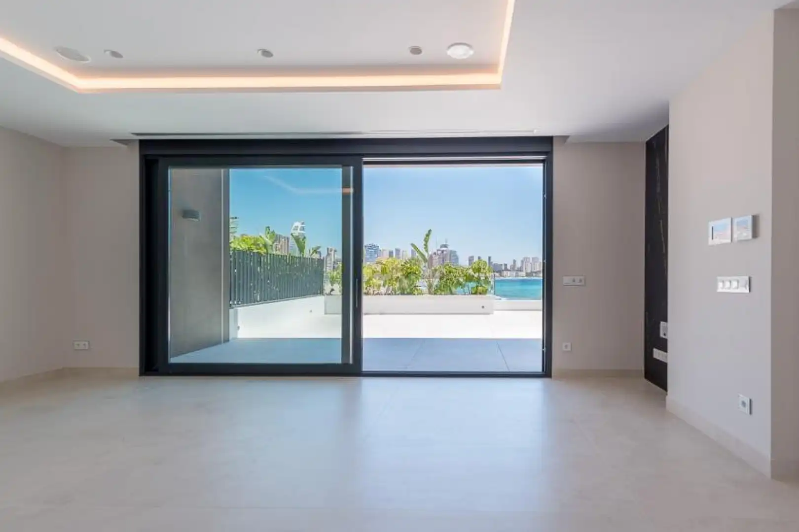 Sala d'estar de Apartament en venda en Benidorm amb Aire condicionat, Calefacció i Terrassa