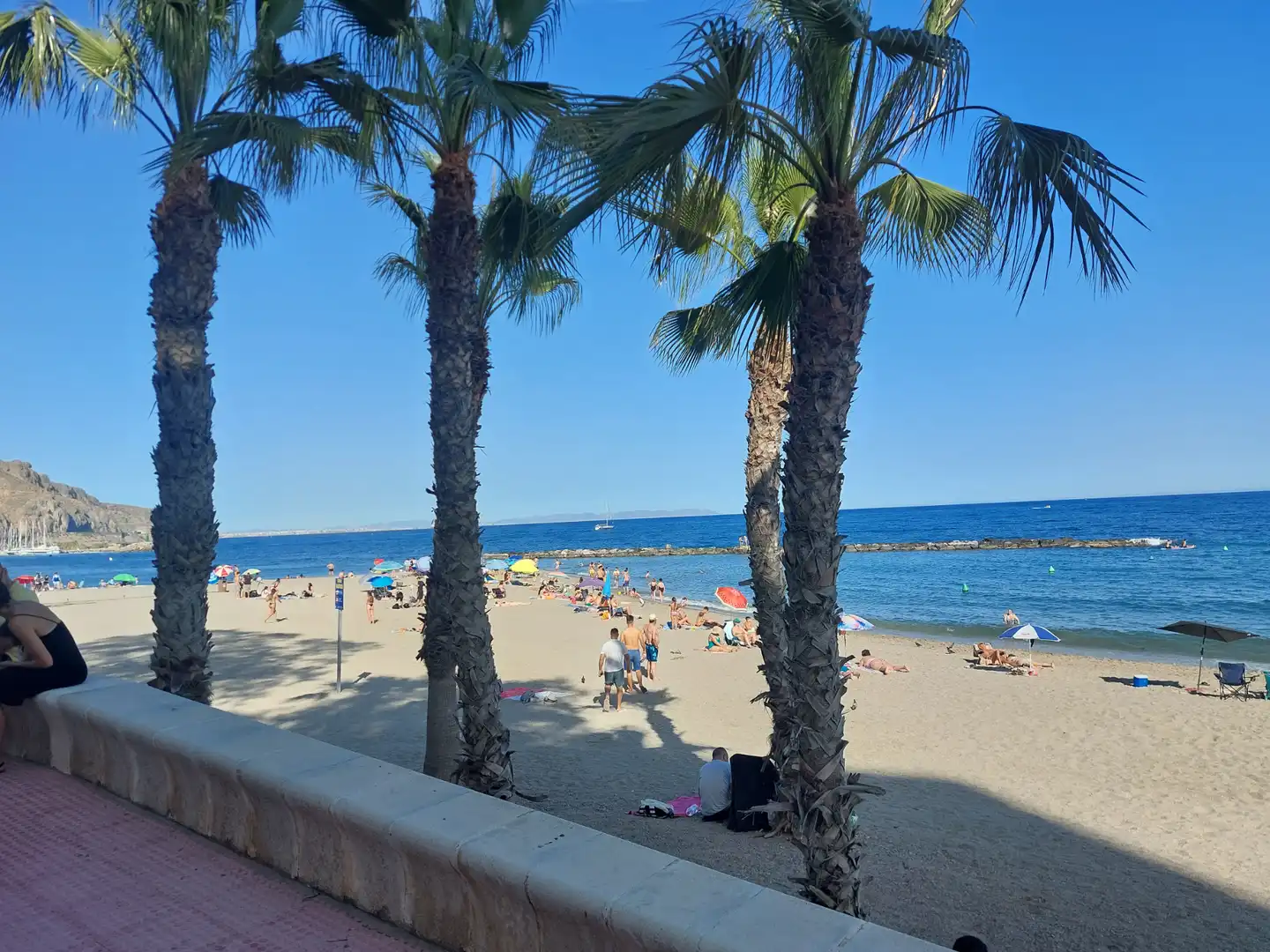 Vista exterior de Pis de lloguer en Roquetas de Mar amb Aire condicionat, Calefacció i Terrassa
