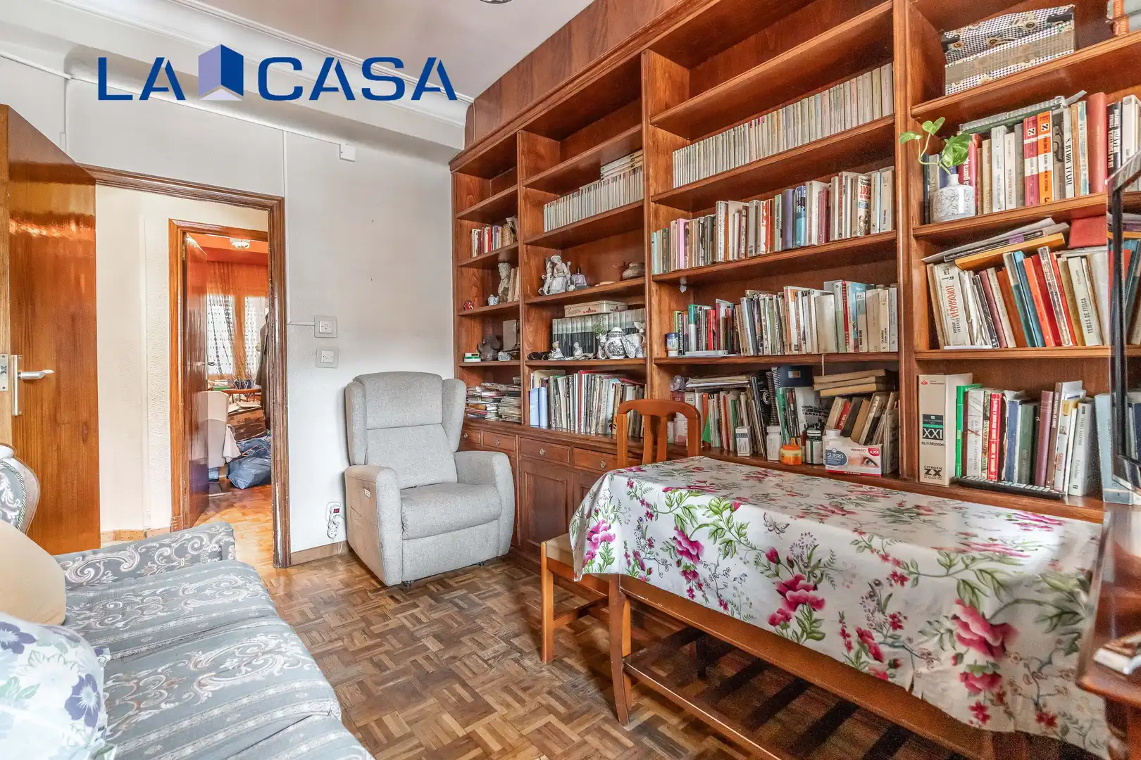 Sala d'estar de Pis en venda en Madrid amb Calefacció i Terrassa