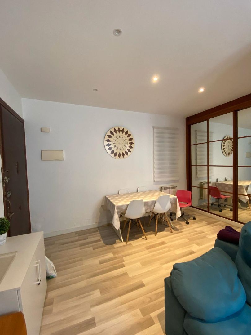 Dining room of Flat to rent in  Madrid Capital  with Air Conditioner, Heating and Furnished