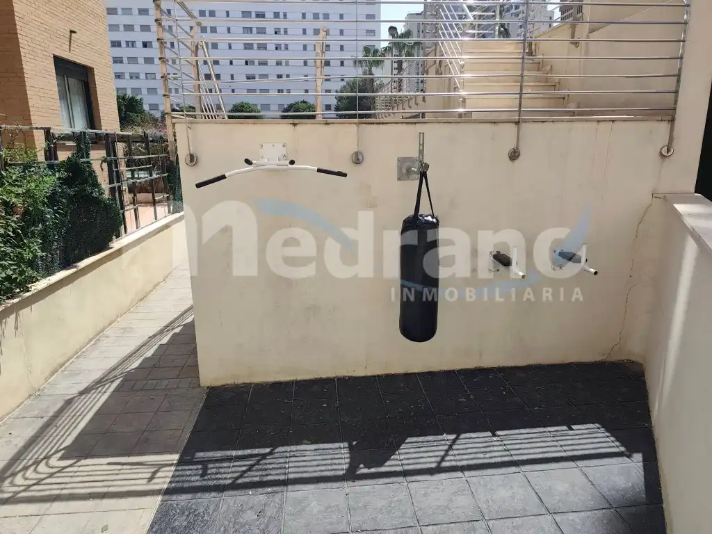 Parking de Piso en venta en Villajoyosa / La Vila Joiosa con Aire acondicionado, Calefacción y Jardín privado