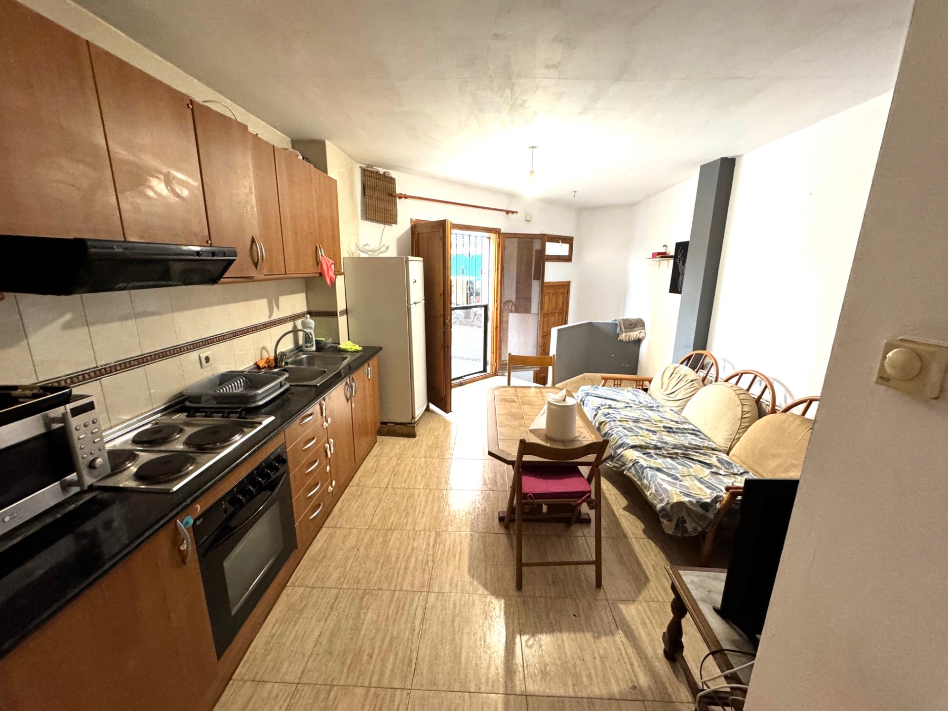 Cocina de Planta baja en venta en Sant Andreu de la Barca con Calefacción y Horno
