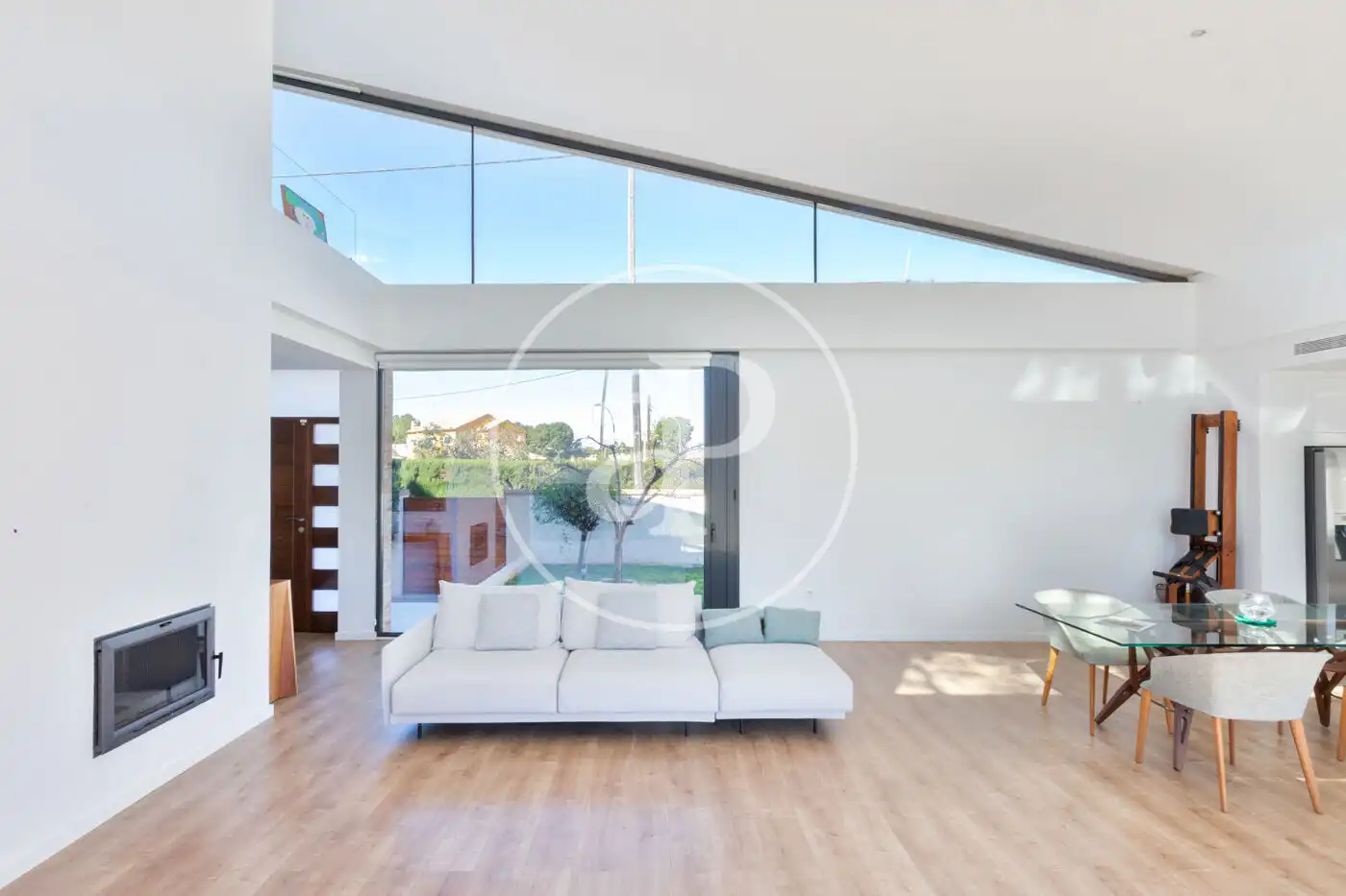 Living room of Houses for sale in L'Eliana  with Air Conditioner, Heating and Private garden