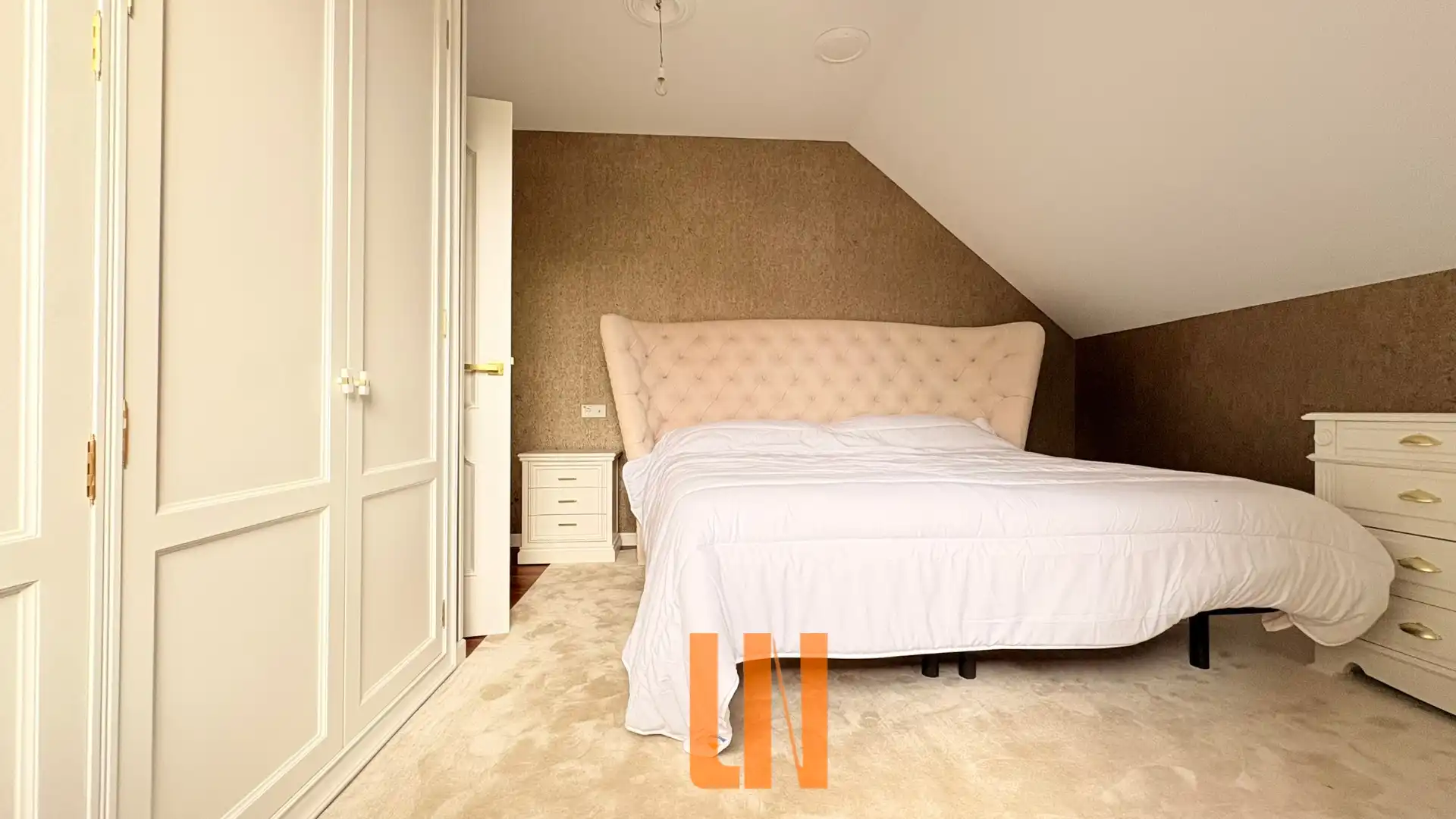 Habitación de Casa o chalet en venta en A Coruña Capital  con Calefacción, Jardín privado y Parquet
