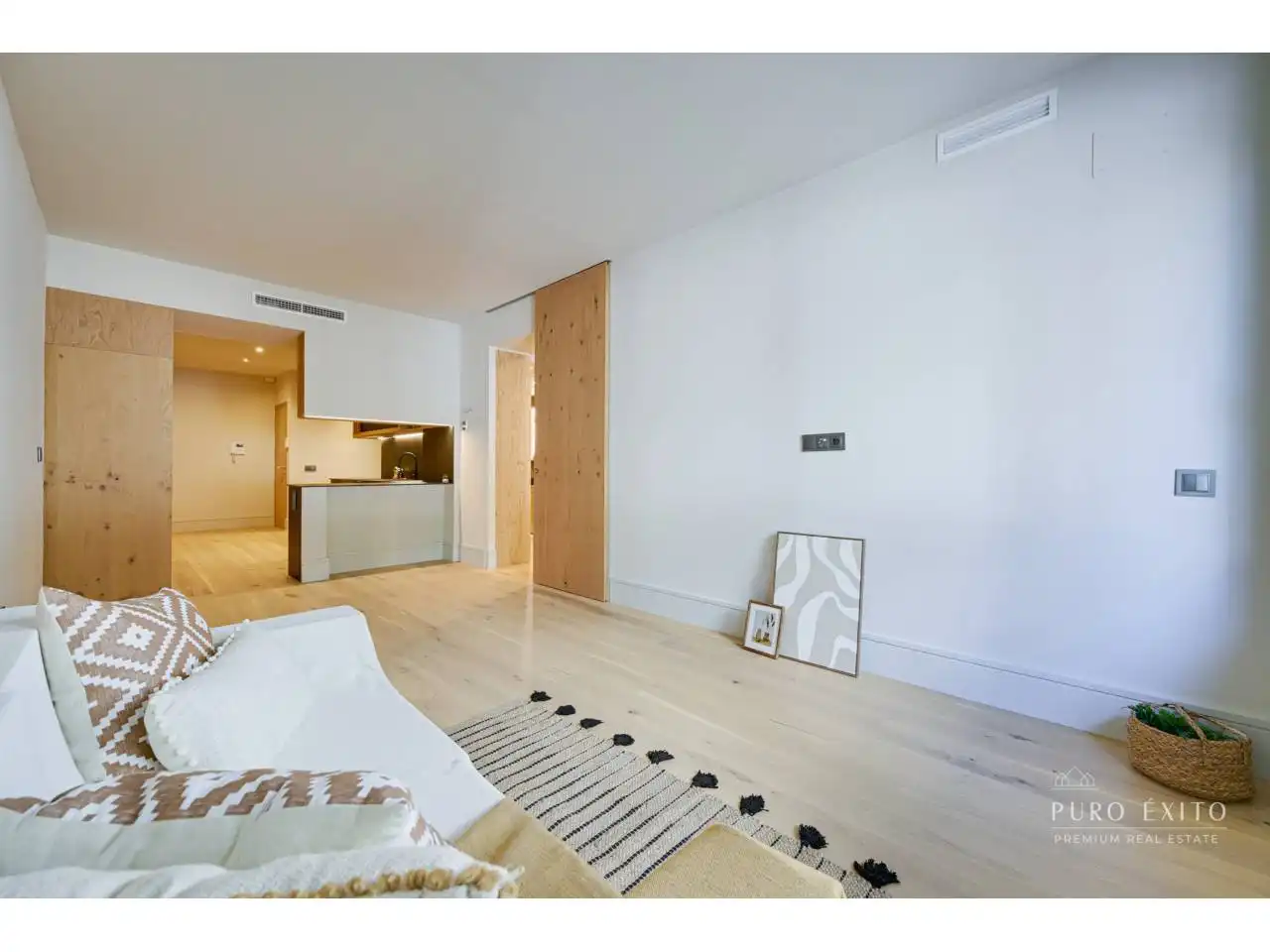 Sala de estar de Piso en venta en Barcelona con Aire acondicionado, Calefacción y Parquet