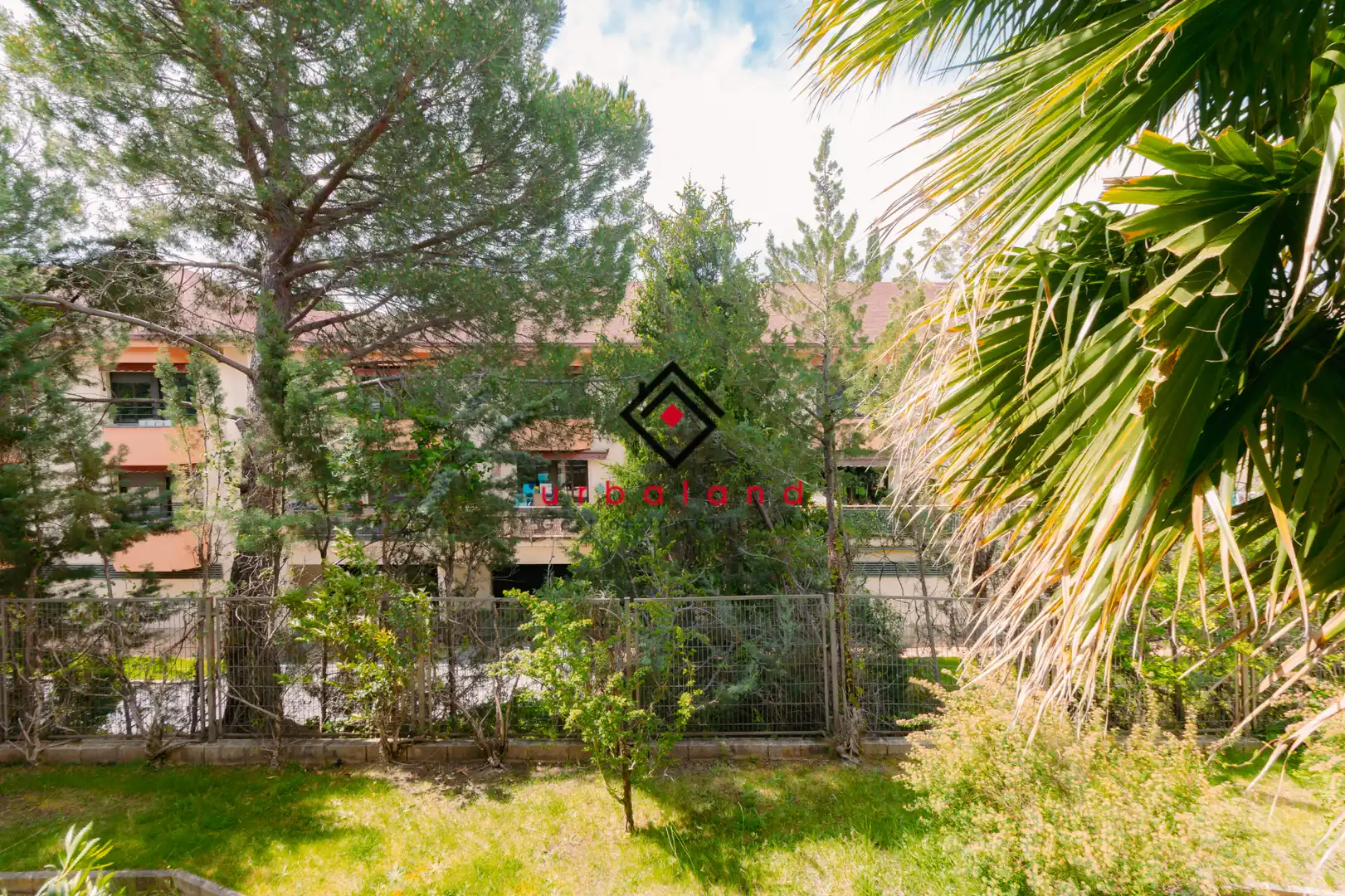Jardí de Pis en venda en Las Rozas de Madrid amb Aire condicionat, Calefacció i Parquet