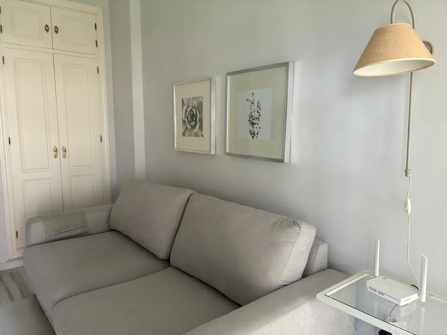Wohnzimmer von Einfamilien-Reihenhaus zum Verkauf in El Portil mit Heizung, Terrasse und Möbliert