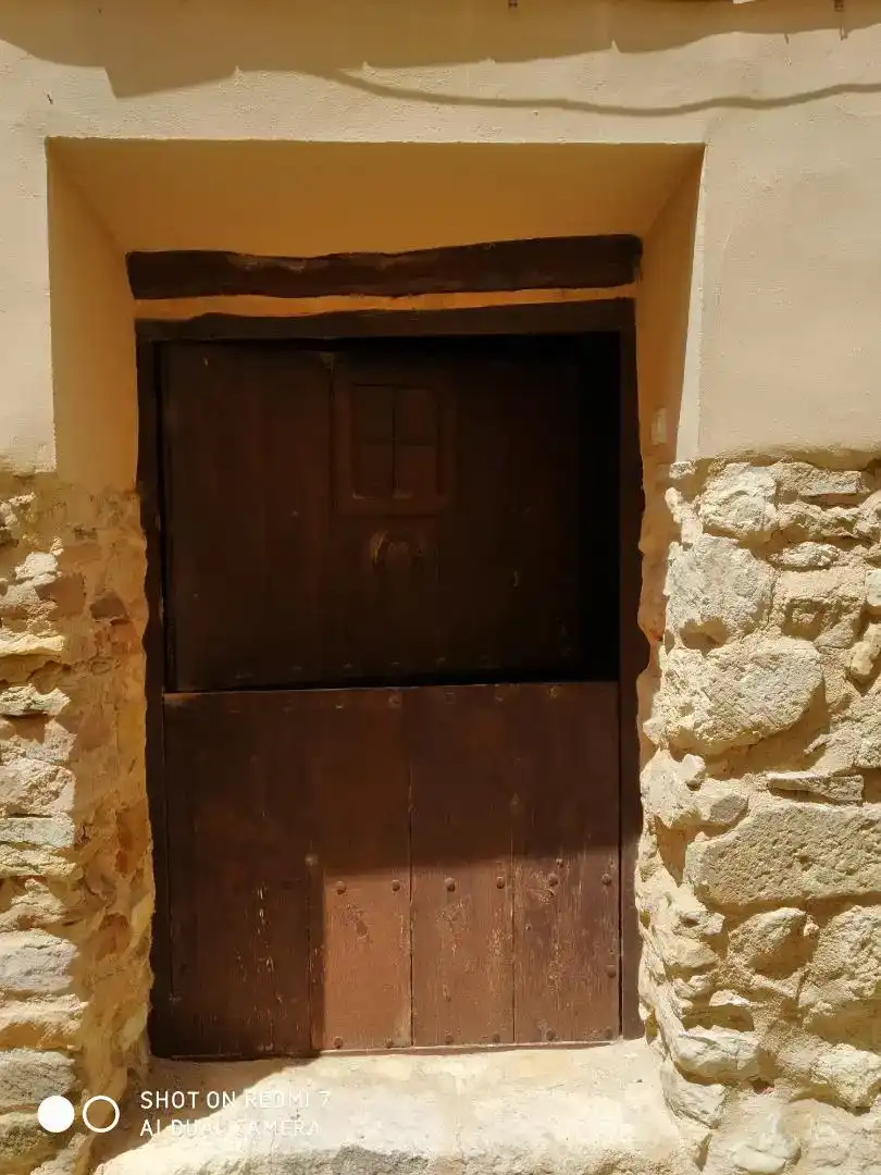Casa adosada en venda en Castellote amb Parquet, Traster i Moblat