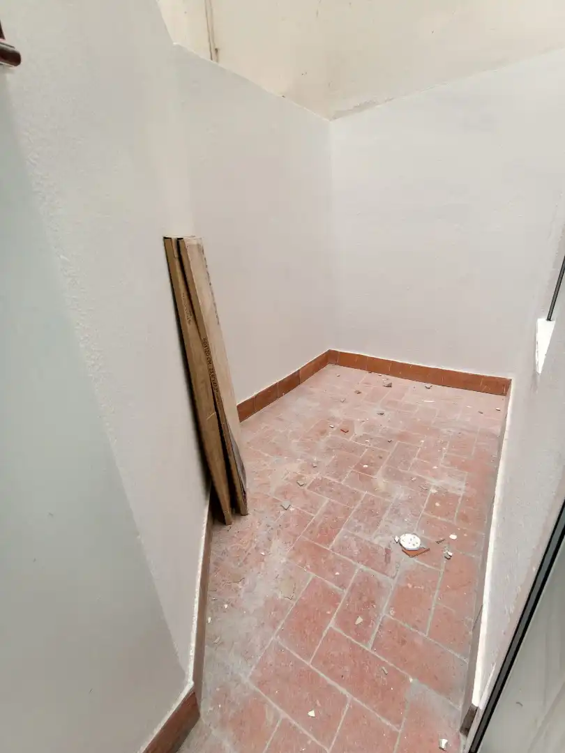 Piso en venta en Sant Boi de Llobregat con Parquet, Horno y Balcón